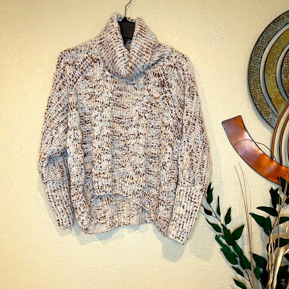 Moon & Madison Cowl Neck Sweater Small